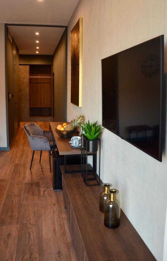 Aparts Hotel Radom Esterno foto