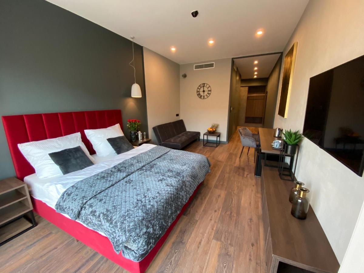 Aparts Hotel Radom Esterno foto
