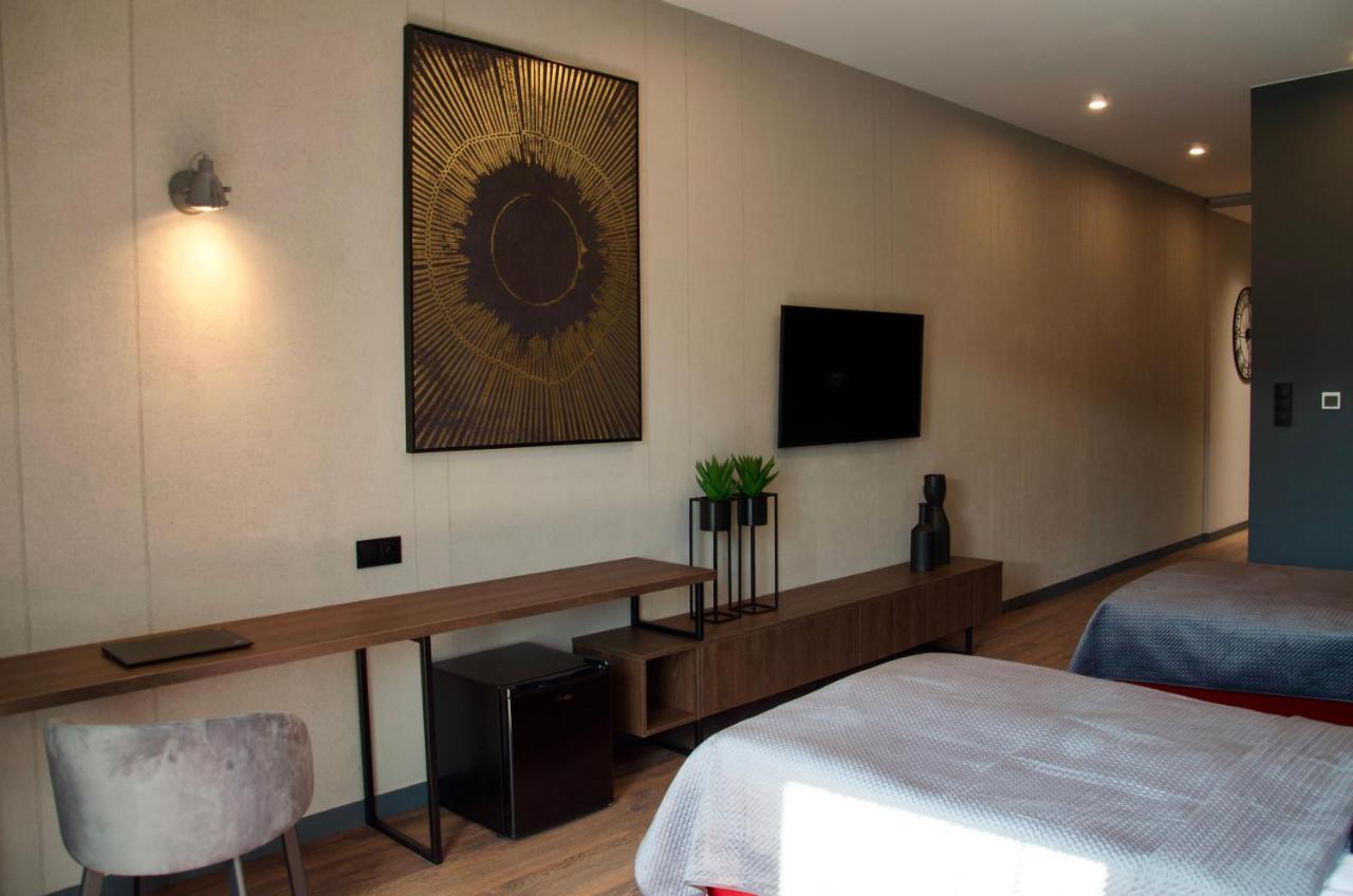 Aparts Hotel Radom Esterno foto